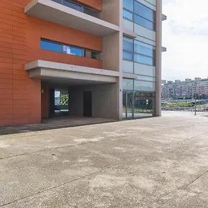 Lovelystay - Trendy 1bdr W/ River View Lisboa