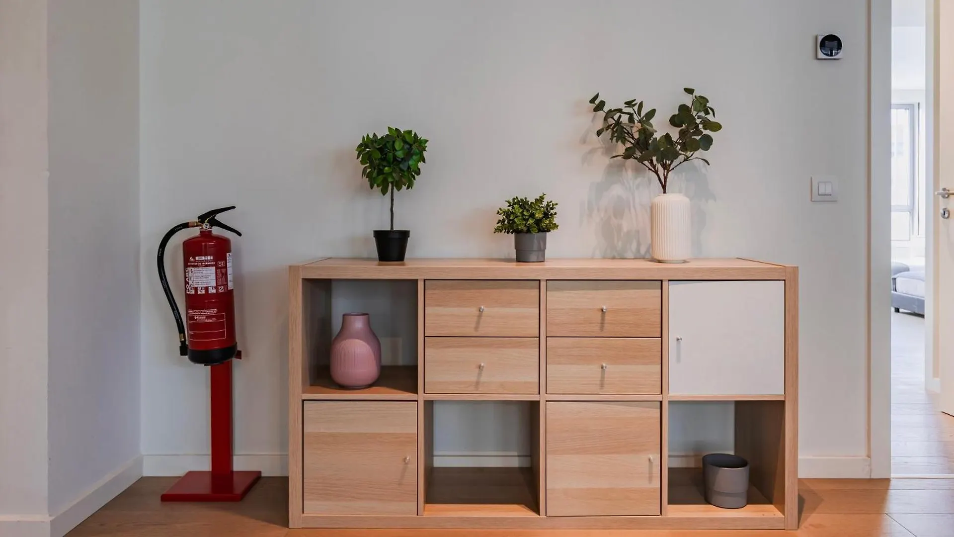 Modern 2Bdr Apartment With Garage By Lovelystay Lisbon Portugal