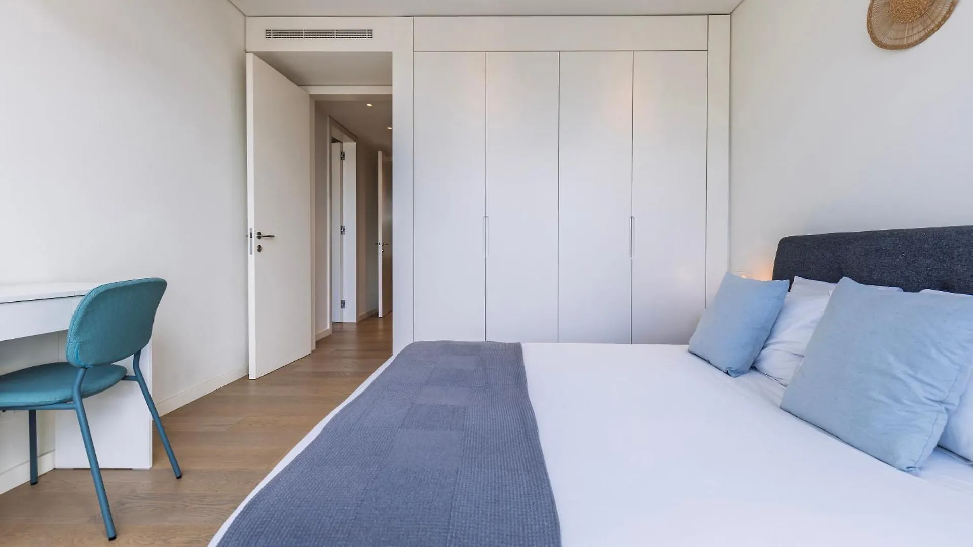 Modern 2Bdr Apartment With Garage By Lovelystay Lisbon